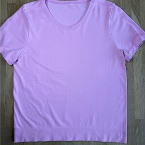 🩷ATHLETA IN MOTION TEE